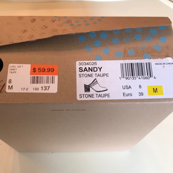 Like New Euro Soft by Sofft SANDY Stone Taupe Clog - Picture 7 of 7